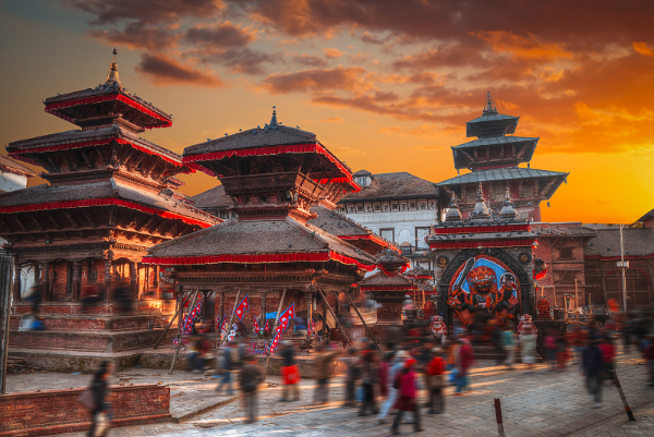 Nova rota turística conecta Xangai, Catmandu e Shigatse