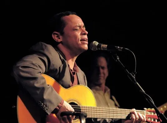 Músico Brasileiro Moises Borges se apresentará em Xangai