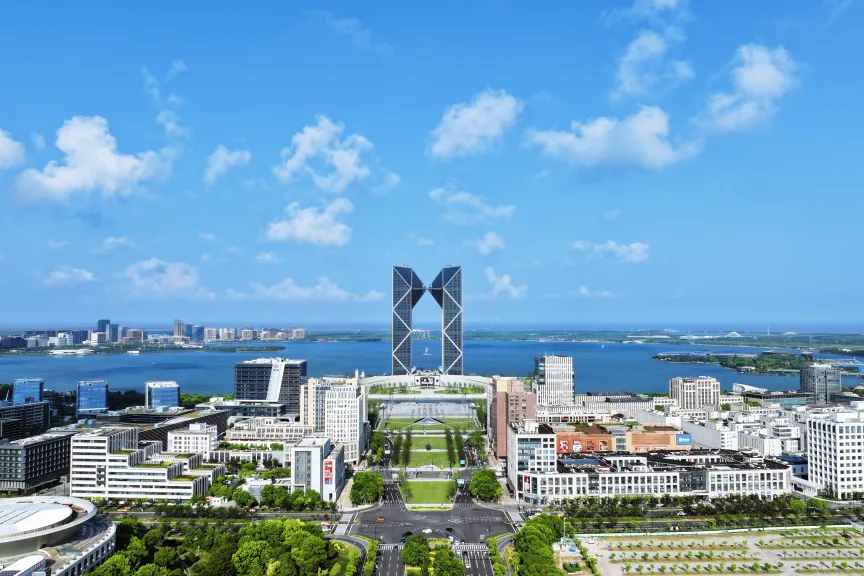 Área Especial de Lin-gang impulsiona abertura e inovação até 2030