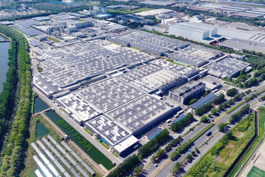 Duas empresas em Xangai recebem certificação internacional 