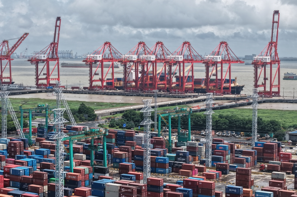 Comércio exterior de Xangai cresce 21,9% no primeiro trimestre