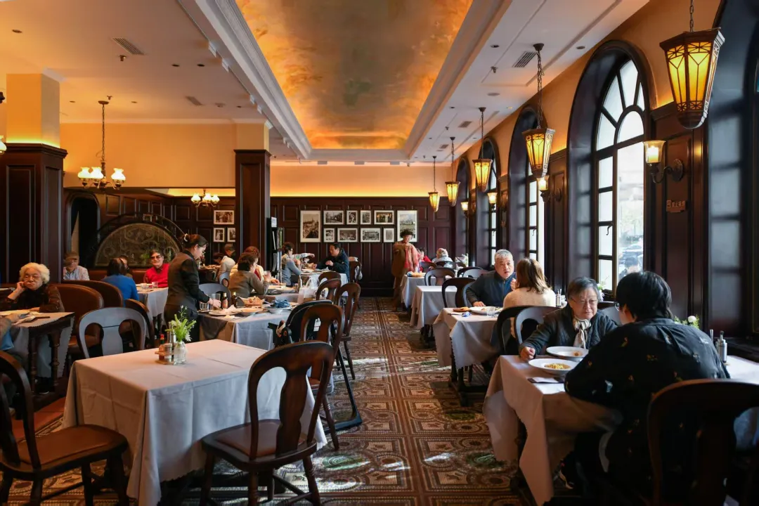 Prove o frango à portuguesa no restaurante ocidental mais antigo de Xangai!