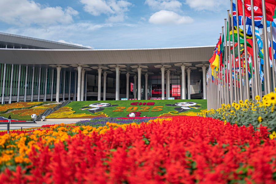 (CIIE) Premiê chinês reafirma compromisso com abertura na exposição de importação