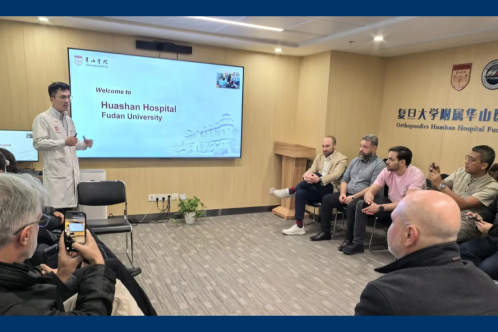 Delegação de especialistas latino-americanos em ortopedia visita o Hospital Huashan
