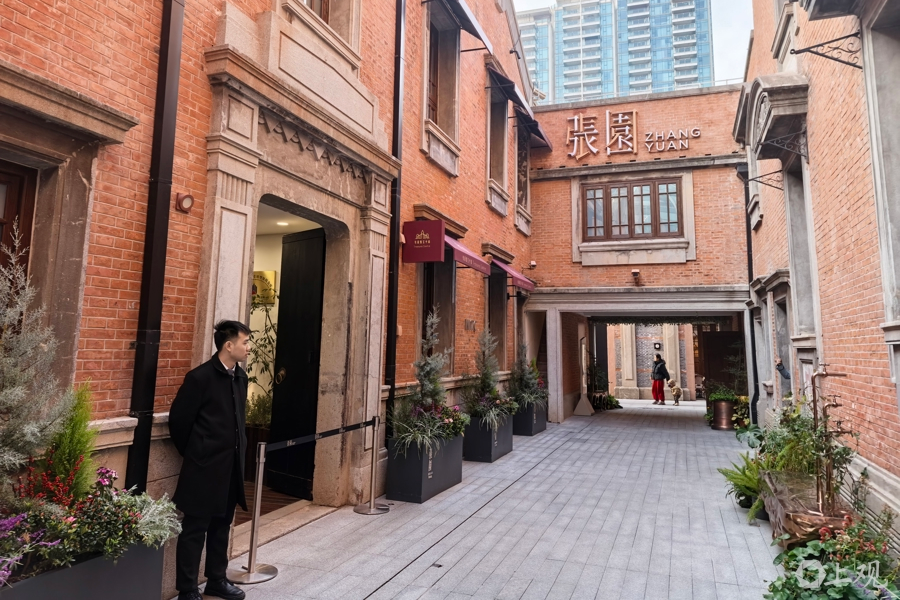 Armazéns alfandegários no centro de Xangai atraem marcas globais